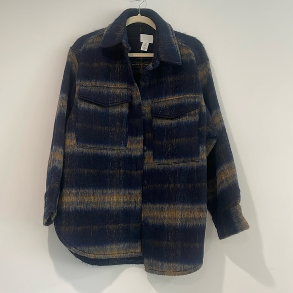 H&M Oversized Wool Shacket - Picture 3 of 5